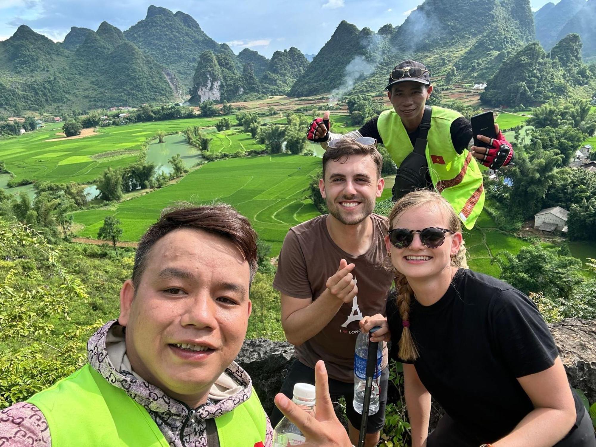 Lila Inn & Motorbike Tours Ha Giang Exteriör bild